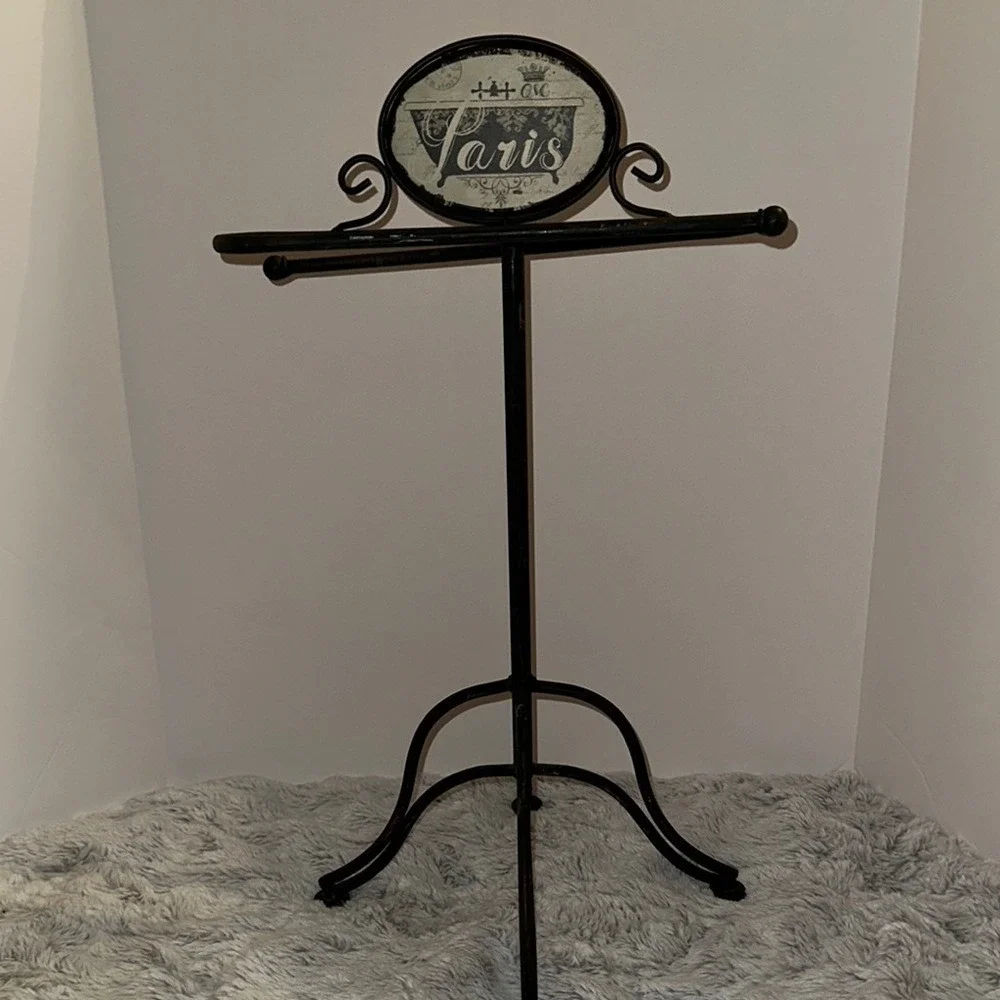Parisian Bathtub Metal Towel Rack Stand French Country Scrolled Wrought Iron